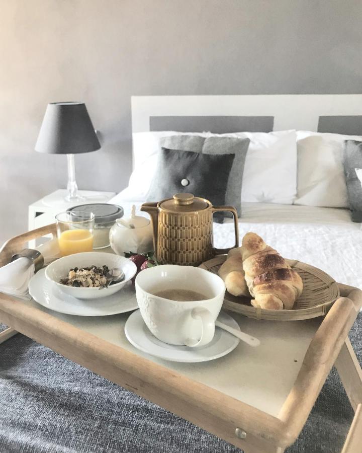 Il Sassoscritto Bed&Breakfast Montecalvo Versiggia Esterno foto