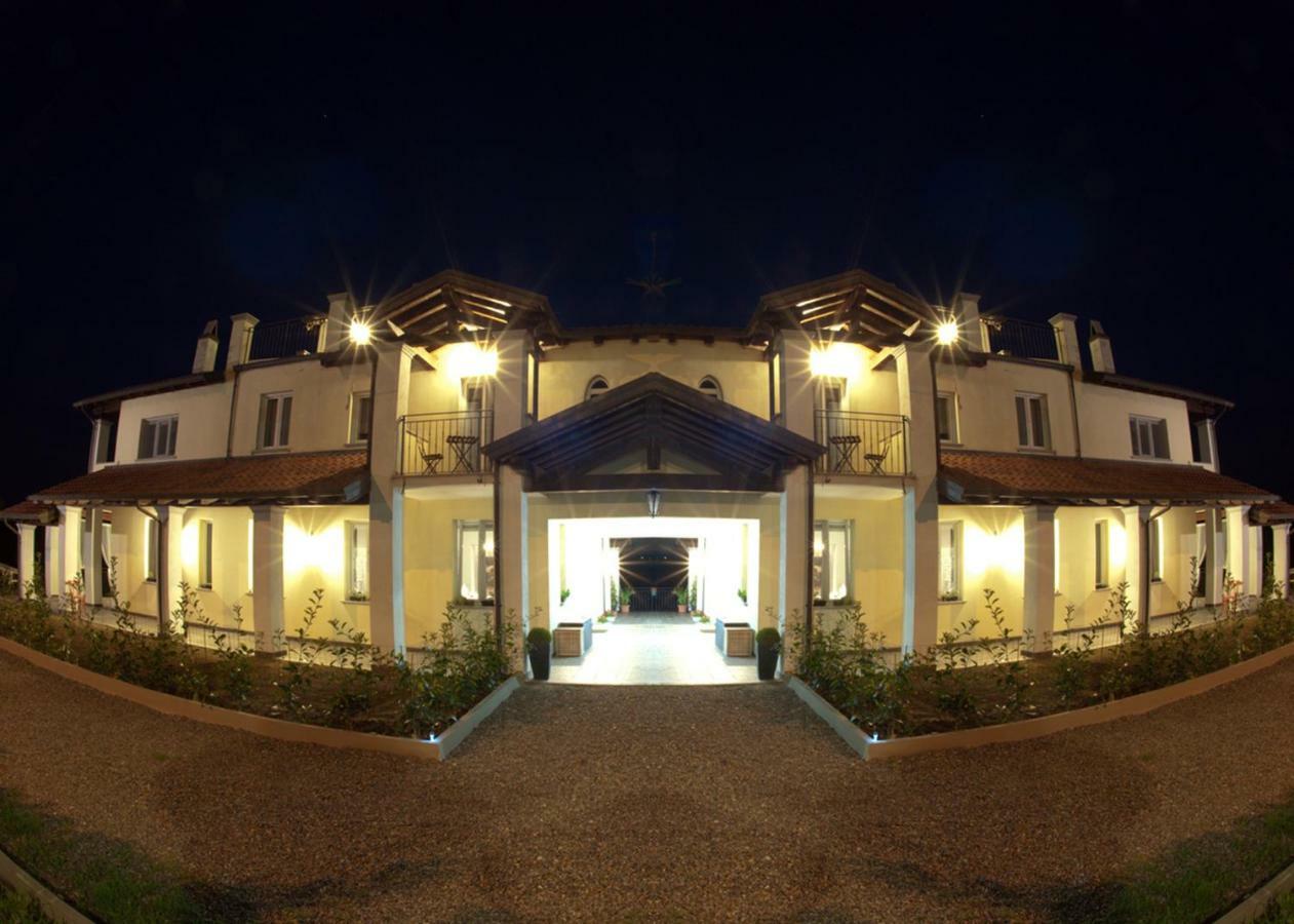 Il Sassoscritto Bed&Breakfast Montecalvo Versiggia Esterno foto